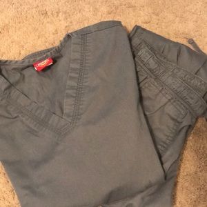 Dickies size small scrub set